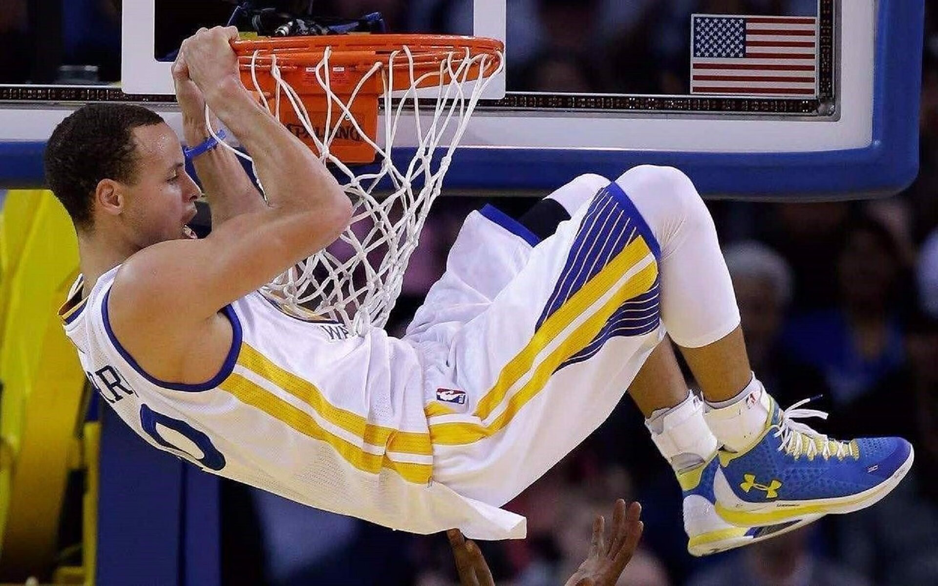 从NBA淘汰赛到世界杯舞台，贝恩如何用跨界统治力重写体育叙事